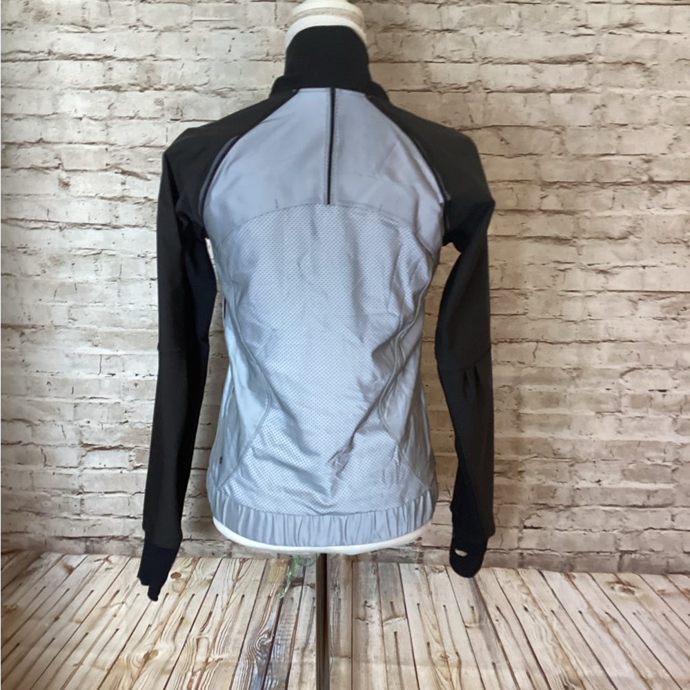 Lululemon Bright Bomber jacket - Picture 8 of 10